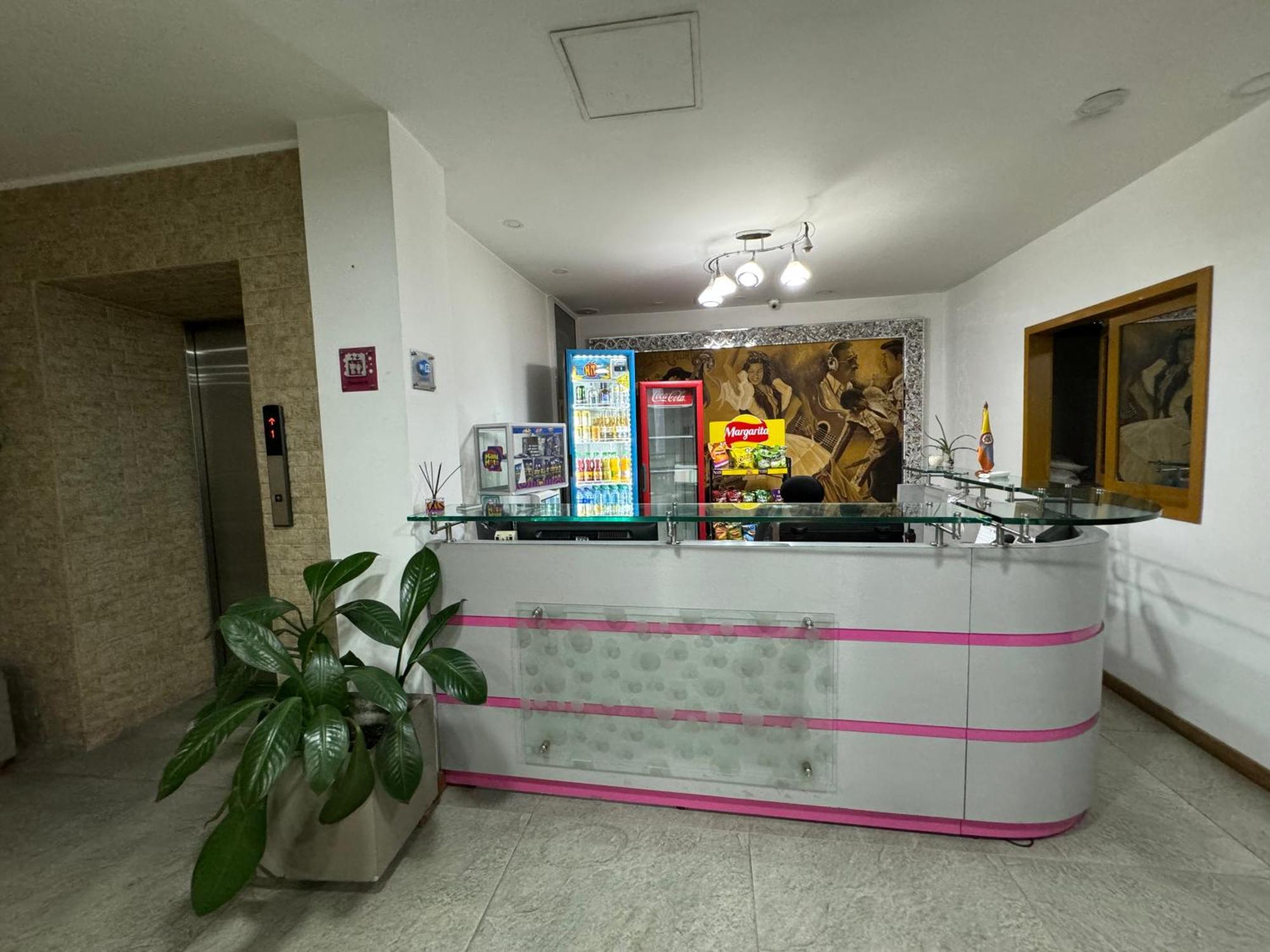 Hotel San Antonio Plaza Cali Exterior photo